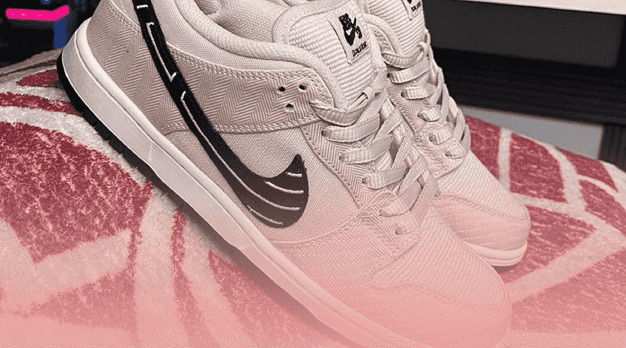 New tear away details on Albino and Preto Nike SB Dunk