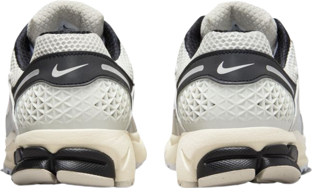 Nike Zoom Vomero 5 Light Bone/Black