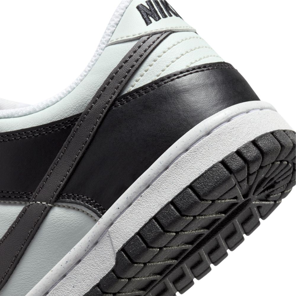 Nike Dunk Low Black/Bright Mandarin (GS)