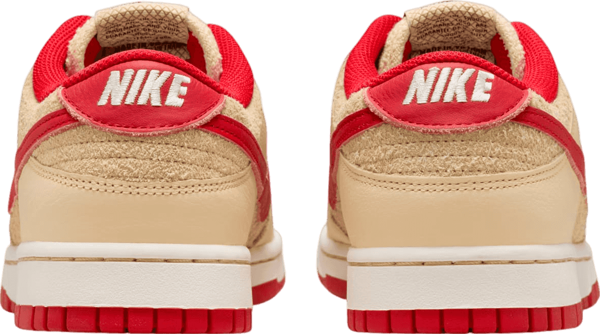 Nike Dunk Low Strawberry Waffle